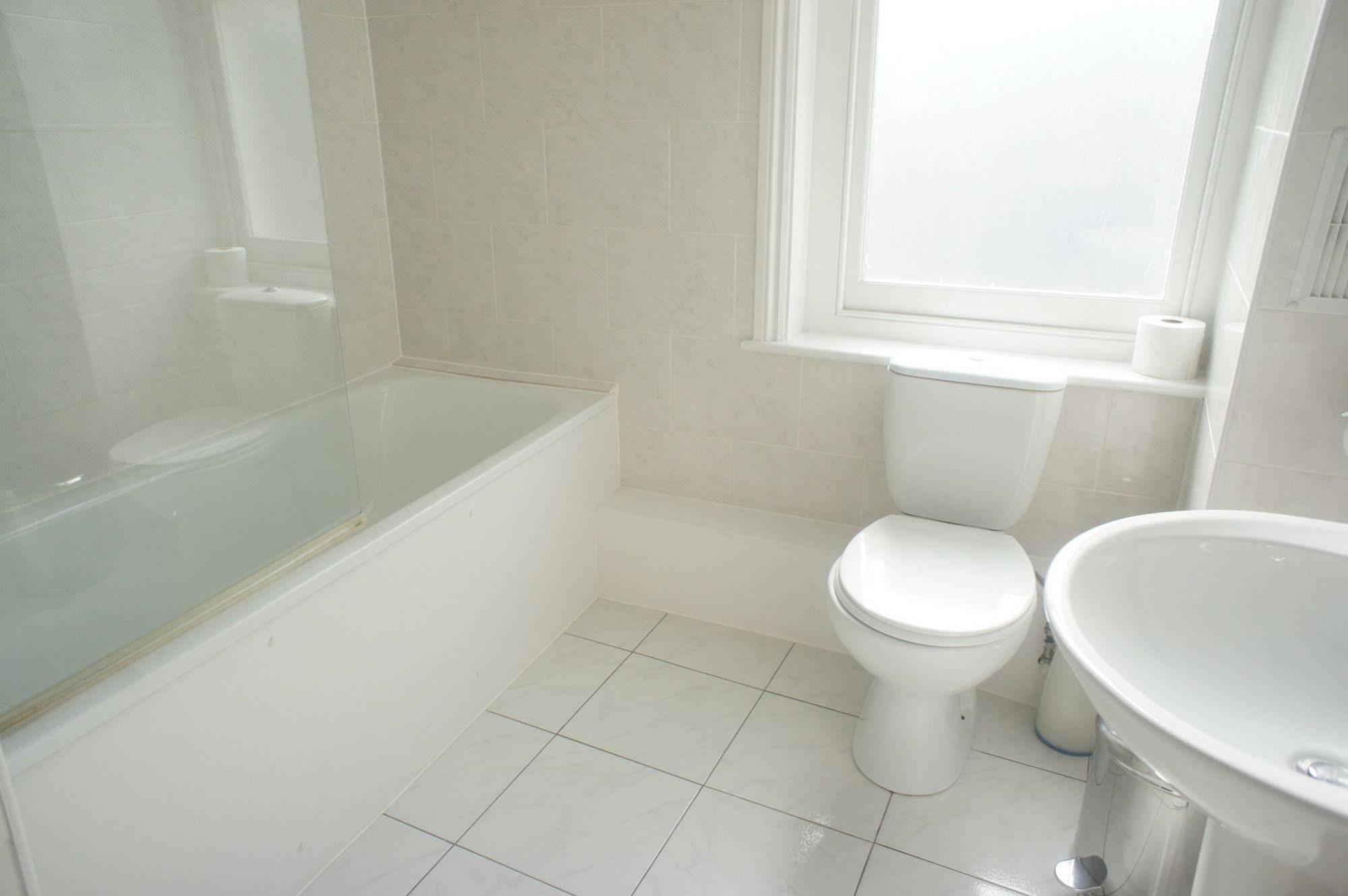 Fine Touch Apartments Лондон Экстерьер фото