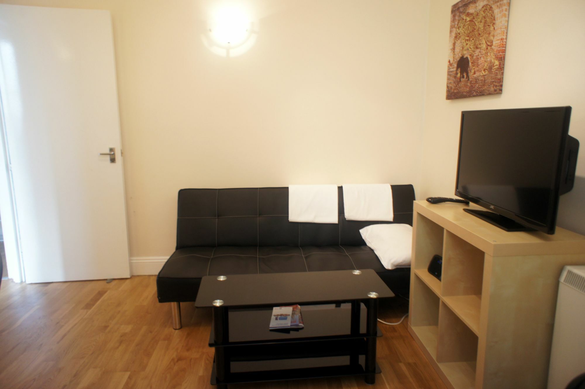 Fine Touch Apartments Лондон Экстерьер фото